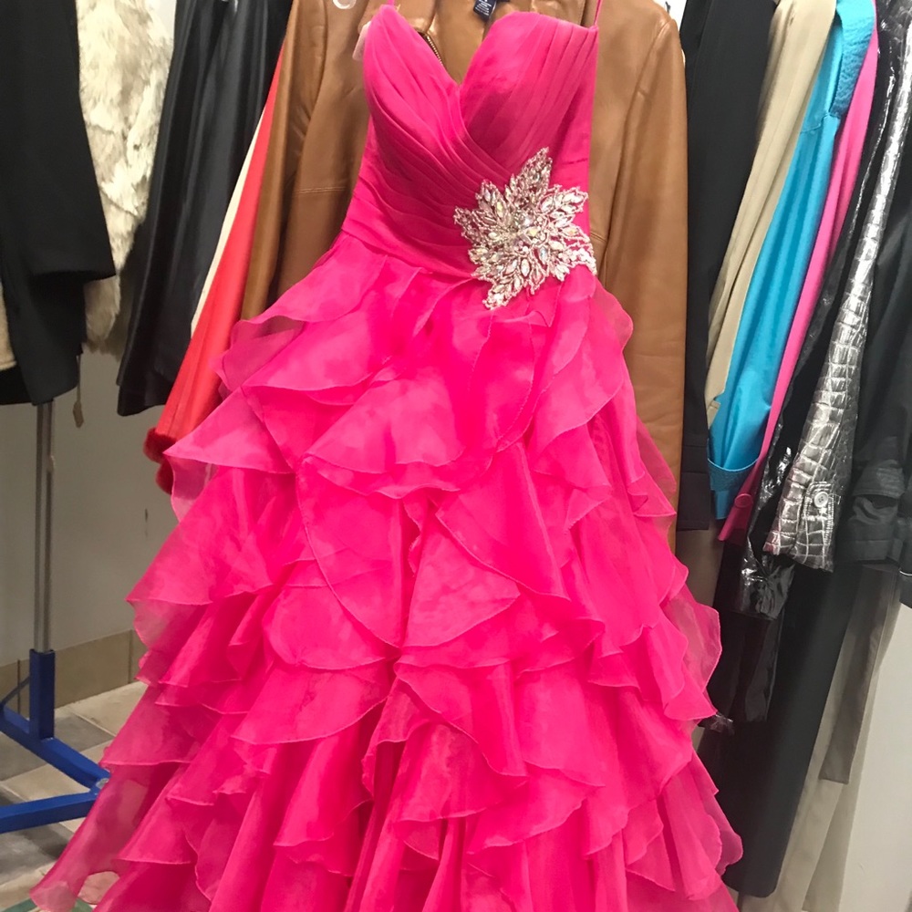 Night Moves: Fuchsia Ruffled Prom Dress - Picture 2 of 7